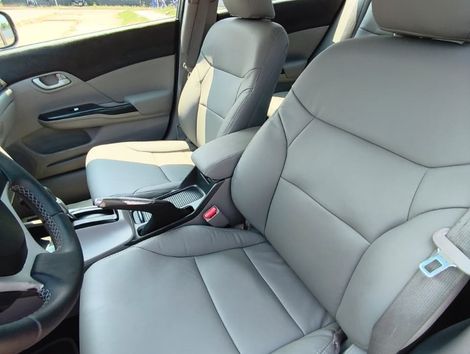 Honda Civic Sedan LXR 2.0 Flexone 16V Aut. 4p
