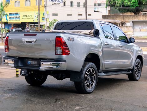 Toyota Hilux CD SRV 4x4 2.8 TDI Diesel Aut.