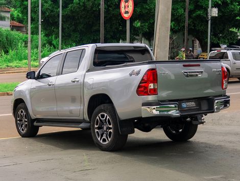 Toyota Hilux CD SRV 4x4 2.8 TDI Diesel Aut.