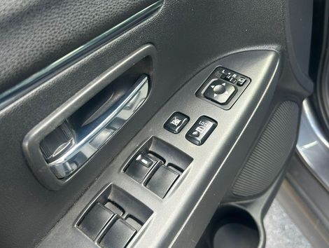Mitsubishi OUTLANDER Sport HPE 2.0 16V Flex Aut.