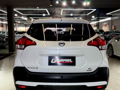 Nissan KICKS SL 1.6 16V FlexStar 5p Aut.