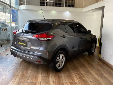 Nissan KICKS Active S 1.6 16V Flex Aut.