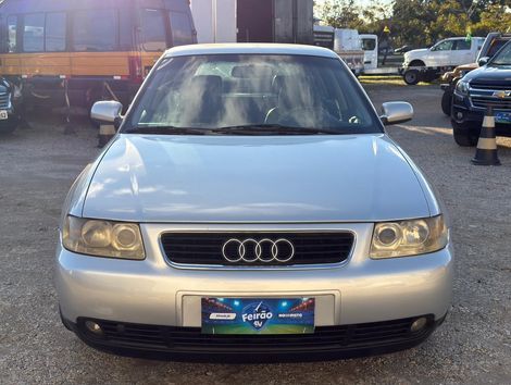 Audi A3 1.6 5p