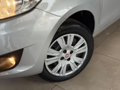 Fiat Palio ESSENCE 1.6 Flex 16V 5p
