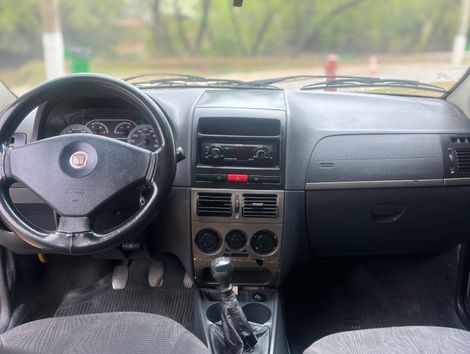 Fiat Siena ESSENCE 1.6 Flex 16V 4p
