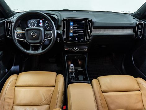 Volvo XC 40 T-5 INSCRIPTION 1.5 FWD (Híbrido)