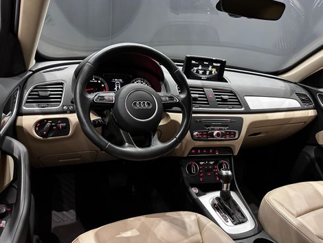 Audi Q3 1.4 TFSI/TFSI Flex S-tronic 5p