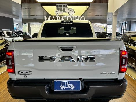 RAM 3500 LIMITED LONGHORN 6.7 TB CD Diesel