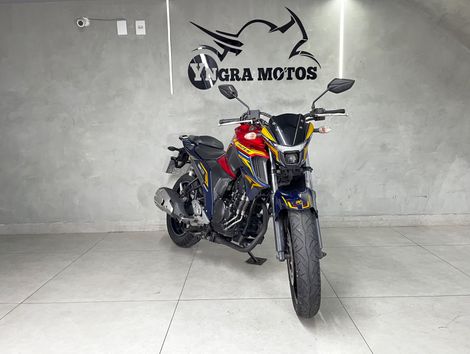 YAMAHA FZ25 FAZER FLEX CAPITÃ MARVEL