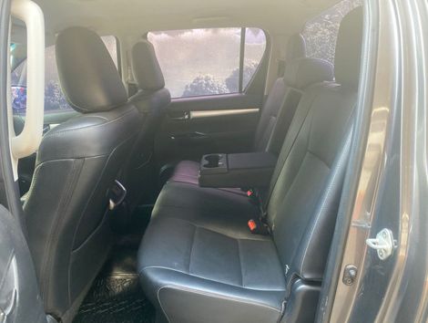 Toyota Hilux CD SRV 4x4 2.7 Flex 16V Aut.