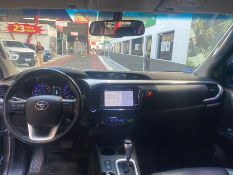 Toyota Hilux CD SRV 4x4 2.7 Flex 16V Aut.