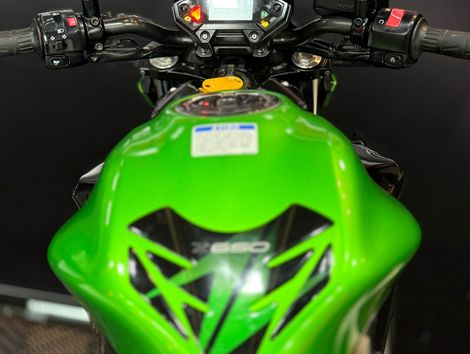KAWASAKI Z 650