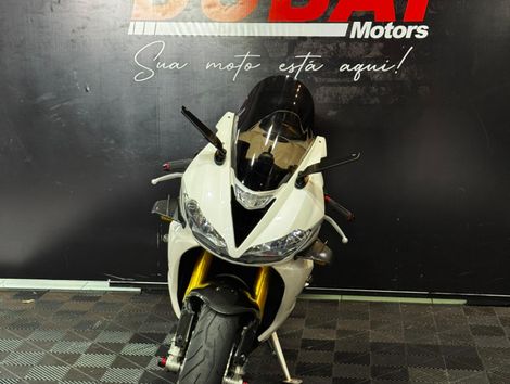 TRIUMPH DAYTONA 675R
