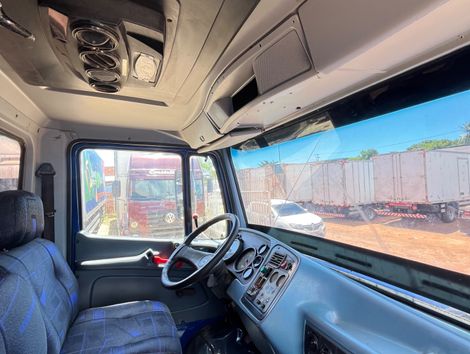 MERCEDES-BENZ L-1620 2p (diesel)