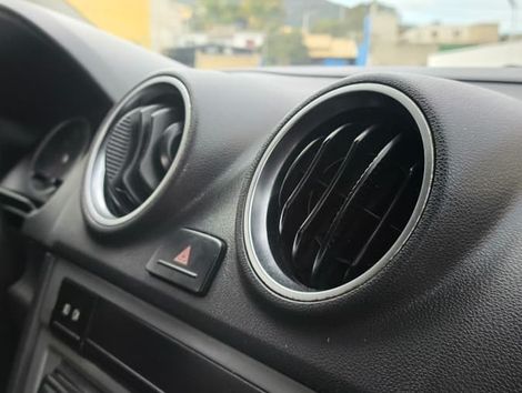 VolksWagen Gol (novo) 1.0 Mi Total Flex 8V 4p