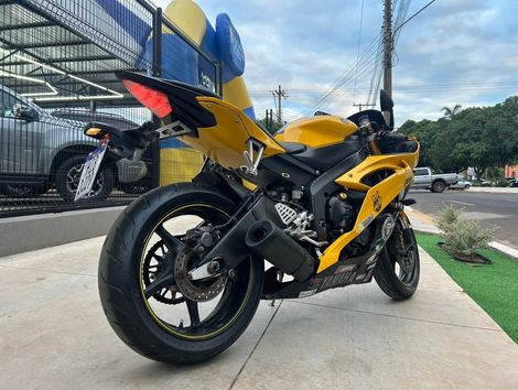 YAMAHA YZF R-6 600