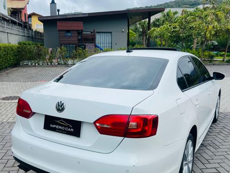 VolksWagen JETTA Comfortline 2.0 T.Flex 8V 4p Tipt.