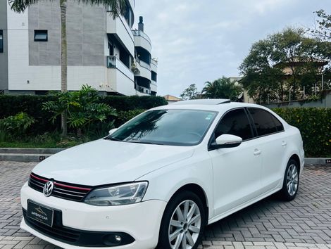 VolksWagen JETTA Comfortline 2.0 T.Flex 8V 4p Tipt.