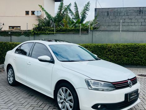 VolksWagen JETTA Comfortline 2.0 T.Flex 8V 4p Tipt.