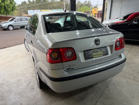 VolksWagen Polo Sedan 1.6 Mi Total Flex 8V 4p