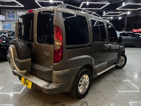 Fiat Doblo Adv. XINGU LOCKER 1.8 Flex 16V 5p