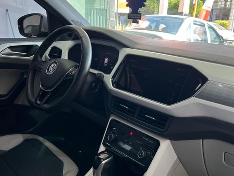 Volkswagen T-CROSS HIGHLINE 1.4  TSI 250