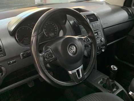 Volkswagen Polo Sedan 1.6