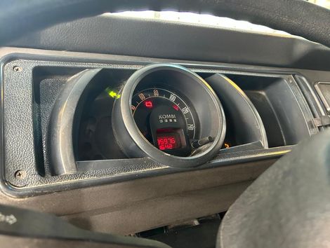 VolksWagen Kombi Lotação 1.4 Mi Total Flex 8V