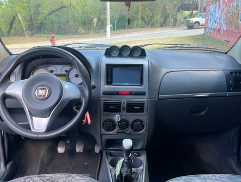 Fiat Palio Weekend Adventure LOCKER 1.8 Flex
