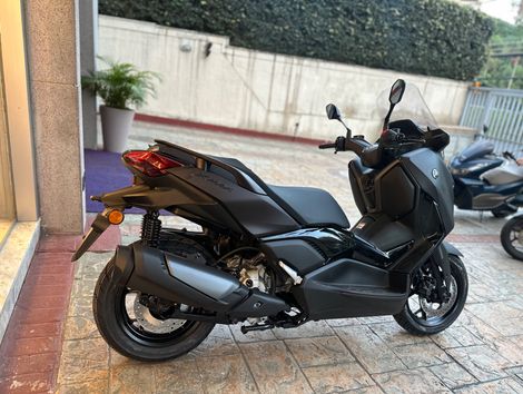 YAMAHA 300 CONNECTED