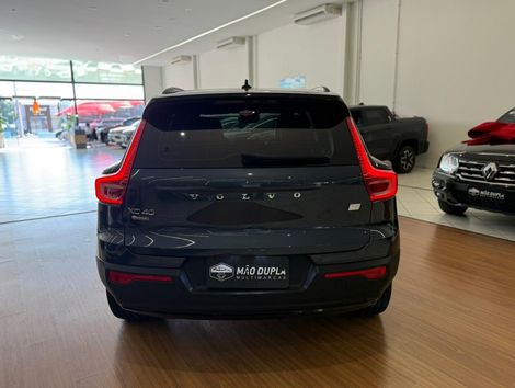 Volvo XC 40 Pure (Elétrico)