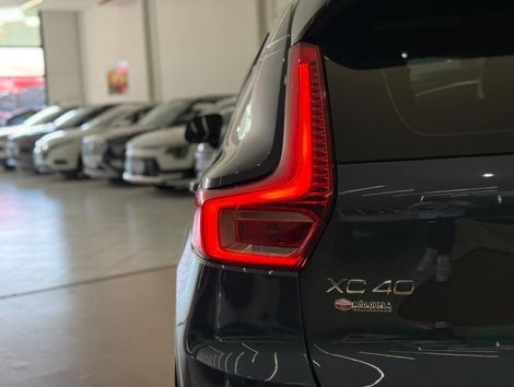 Volvo XC 40 Pure (Elétrico)