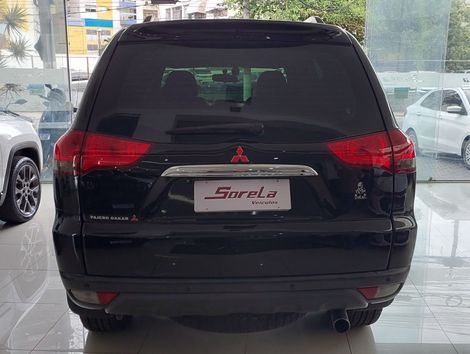 Mitsubishi Pajero DAKAR HPE 3.2 4x4 T.I Dies 5p Aut