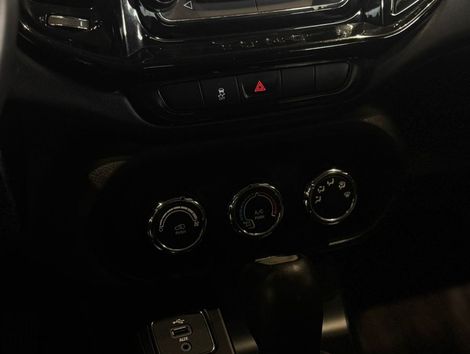 Fiat Toro Freedom 1.8 16V Flex Aut.