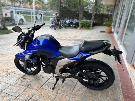 YAMAHA 250