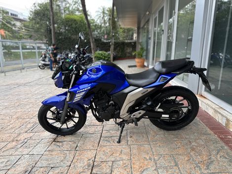 YAMAHA 250