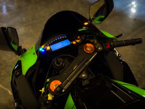 KAWASAKI NINJA ZX-10/ ZX-10R 1000cc/30TH Aniv.