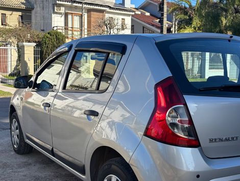 Renault SANDERO Authentique Hi-Flex 1.0 16V 5p