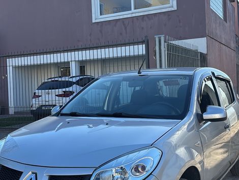 Renault SANDERO Authentique Hi-Flex 1.0 16V 5p
