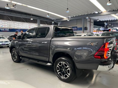 Toyota Hilux CD SRX 4x4 2.8 TDI 16V Diesel Aut.