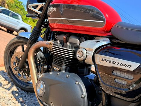 TRIUMPH Speed Twin 1200cc