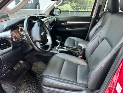 Toyota Hilux CD SRX 4x4 2.8 TDI 16V Diesel Aut.