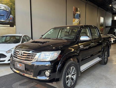 Toyota Hilux SW4 SRV D4-D 4x4 3.0 TDI Dies. Aut