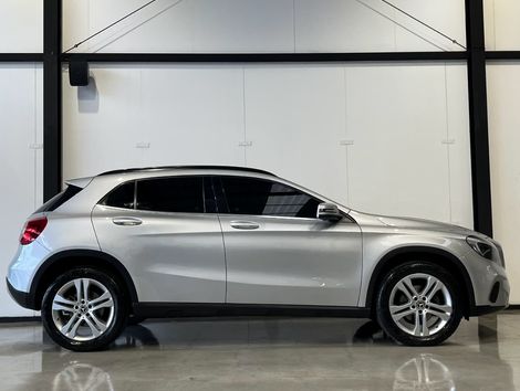 Mercedes GLA 200 Style 1.6 TB 16V/Flex Aut.