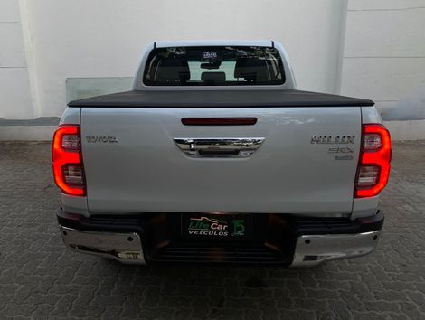 Toyota Hilux CD SRX Plus 4x4 2.8 TDI Die. Aut.