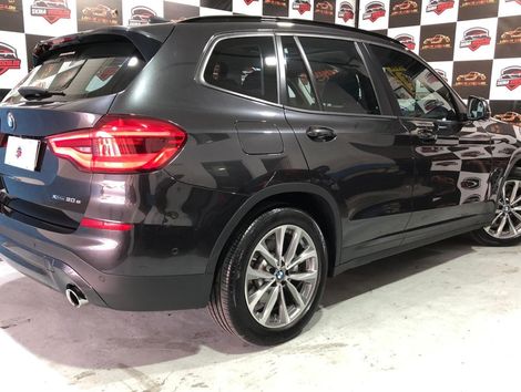 BMW X3 XDRIVE 30e X-Line Turbo Aut. (Híb.)