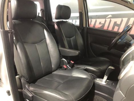 Nissan LIVINA GRAND SL 1.8 16V Flex Fuel Aut.