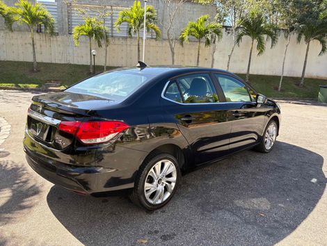 Citroën C4 LOUNGE Tendance 1.6 Turbo 4p Aut