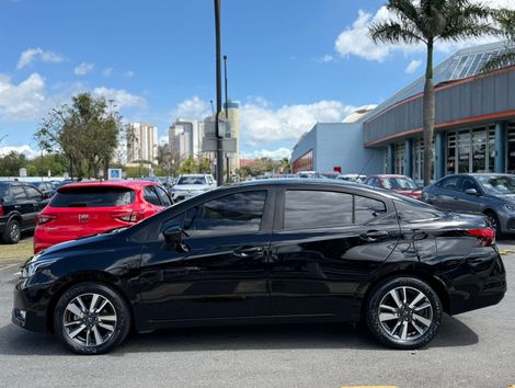 Nissan VERSA Advance 1.6 16V Flex Aut.