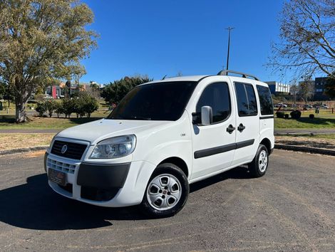 Fiat Doblo ESSENCE 1.8 Flex 16V 5p